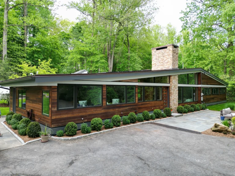 160 Hillair Residence