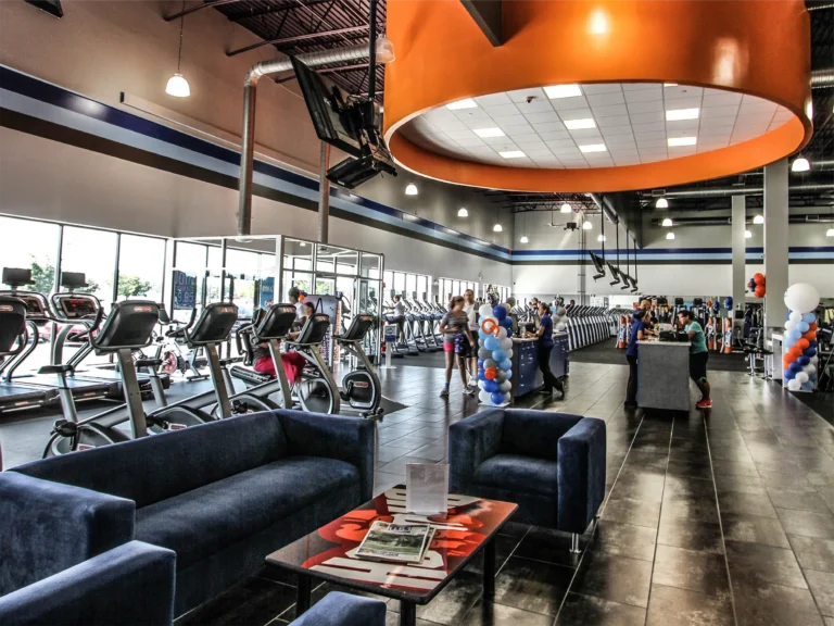 Crunch Fitness